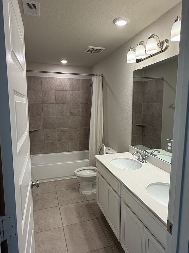 Building Photo - 6634 Bridge Mountain Trl