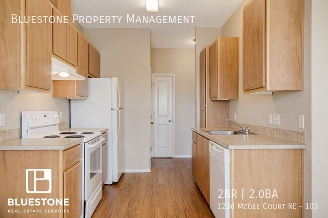 Building Photo - 1236 Mcgee Ct NE