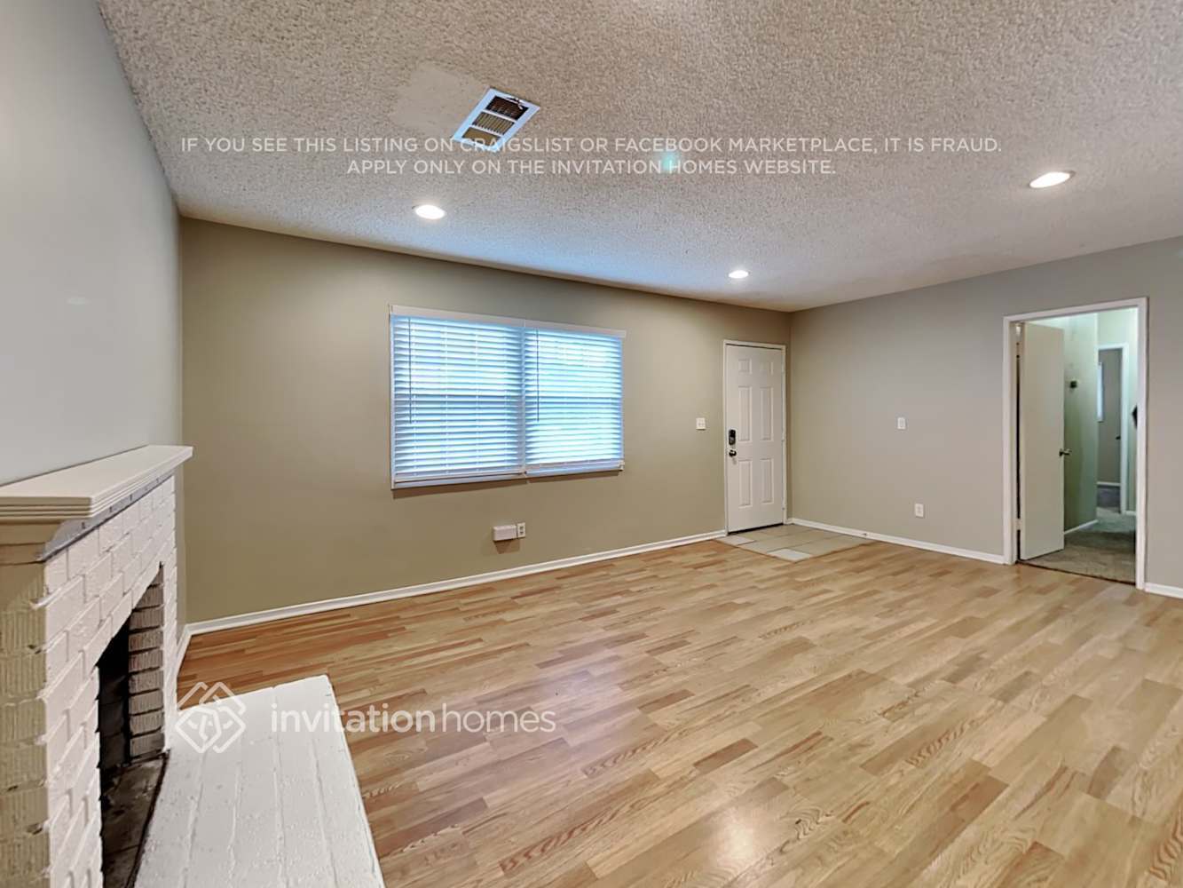 Building Photo - 490 Avignon Ct