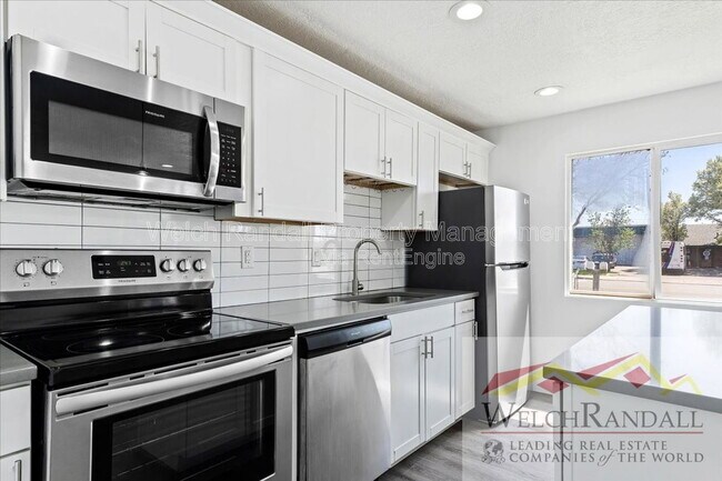 Building Photo - 212 W 4800 S