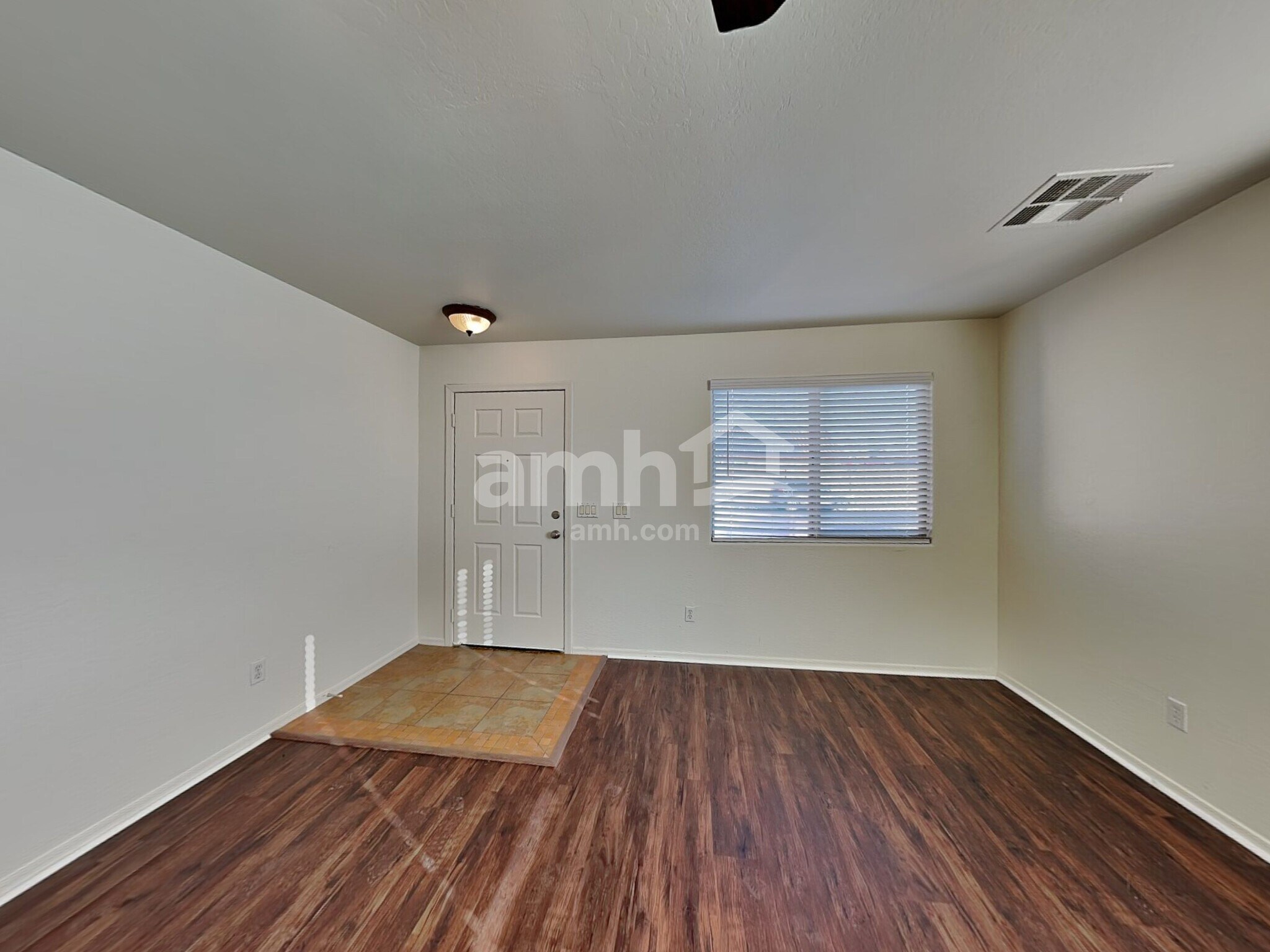 Building Photo - 21967 W Sonora St