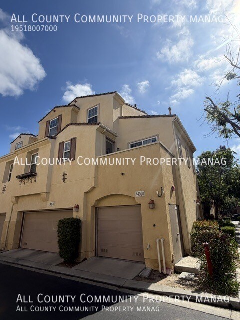 Building Photo - 44920 Honey Locust Dr