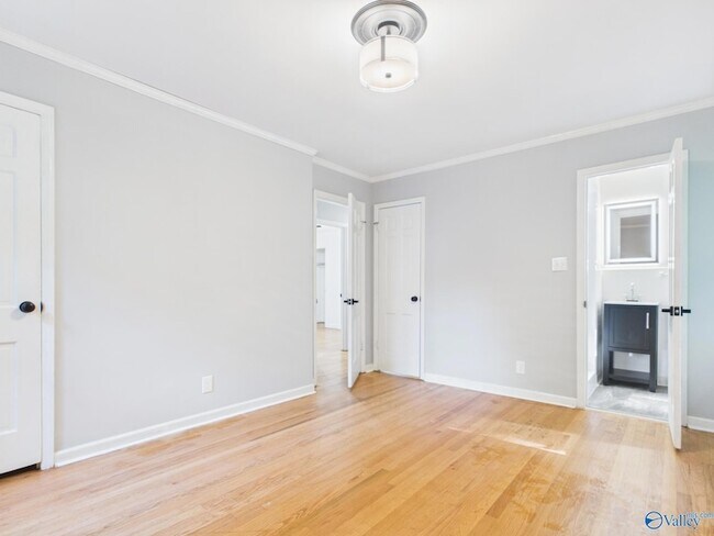 Building Photo - 6808 Jones Valley Dr SE