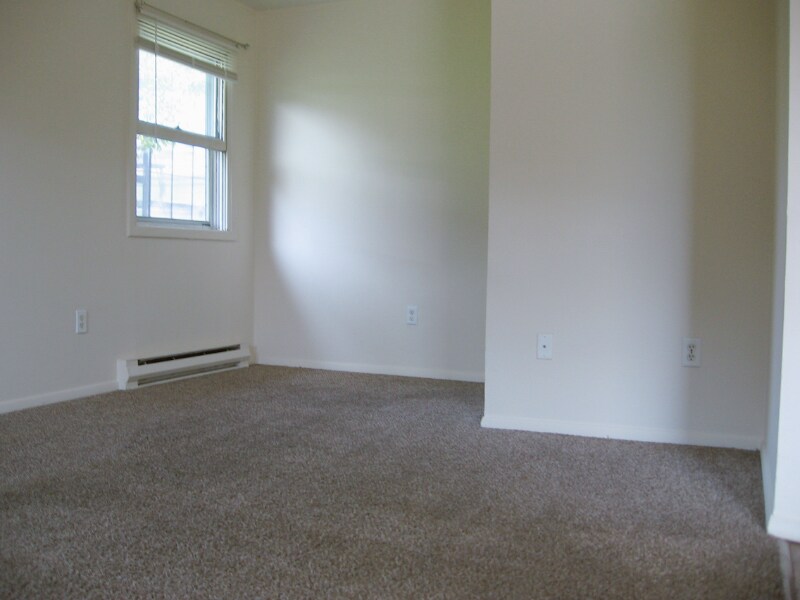 Building Photo - 1116 S Hall St