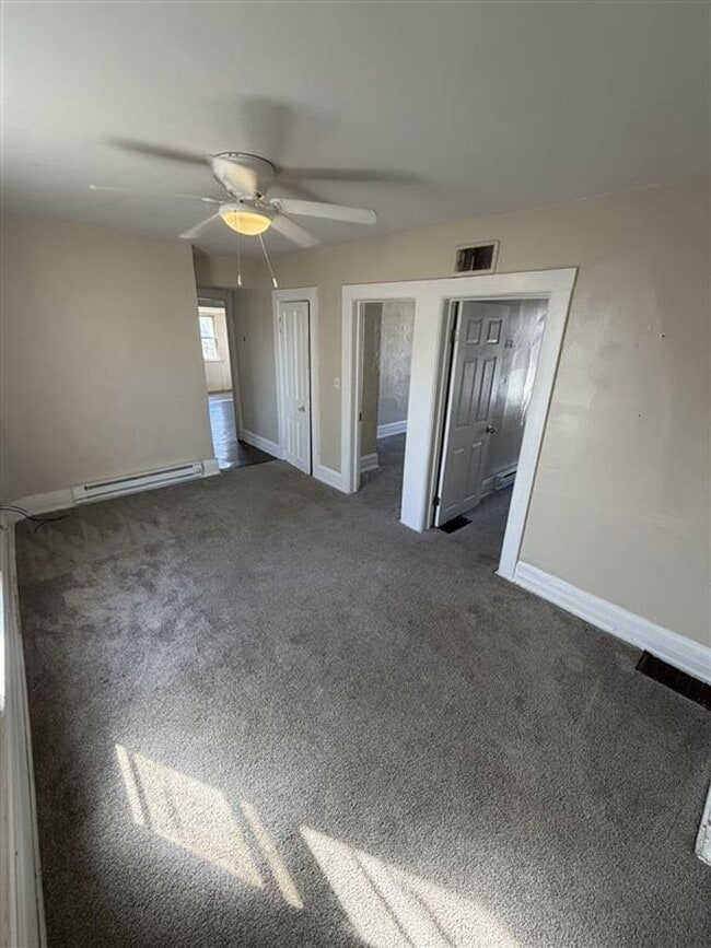 Building Photo - 540 Church St