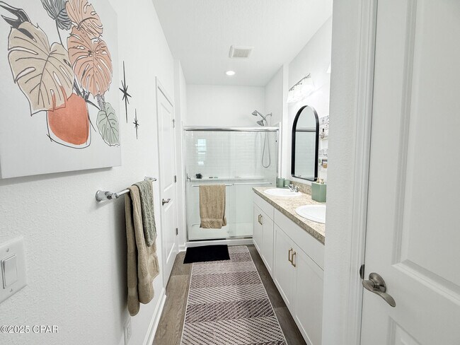 Building Photo - 8734 Sand dollar Dr