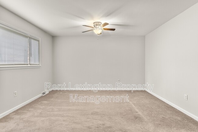 Building Photo - 2025 Langhorne Dr
