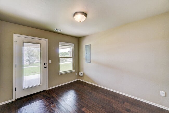 Building Photo - 5700 Goldfinger Rd