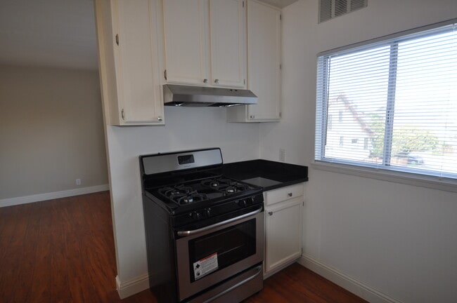 Building Photo - 1616 Ward St