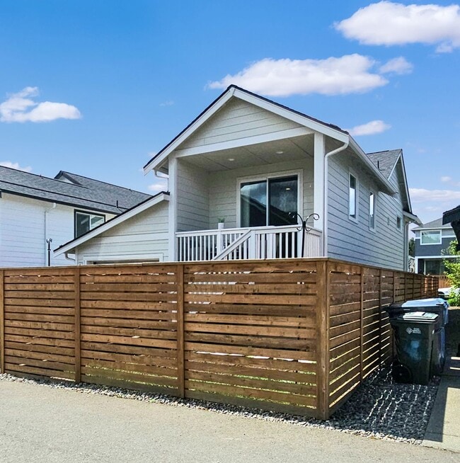 Building Photo - Terrific 2bedbroom in Tehaleh Community - (COMING SOON) Please DO NOT disturb current resident.
