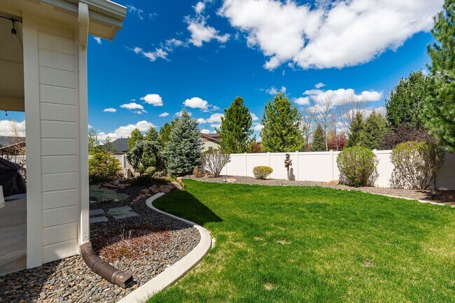 Building Photo - Beautiful Home in the Heart of Eagle