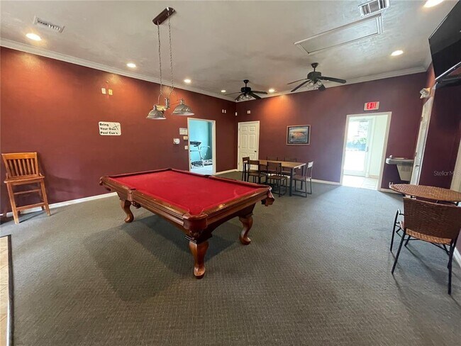 Building Photo - 3970 SW 20th Ave