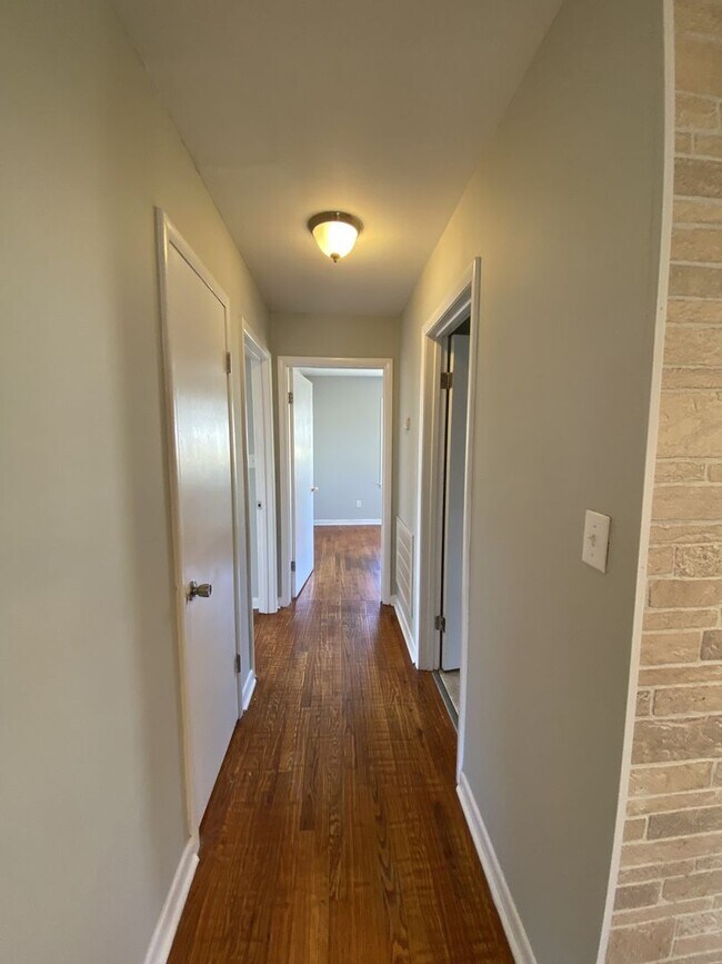 Building Photo - Cozy Two Bedroom in the Heart of Adairville