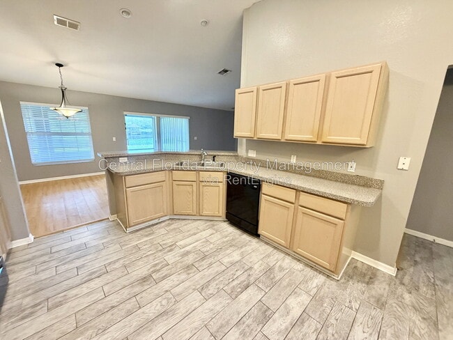 Building Photo - 3805 Springlake Village Ct