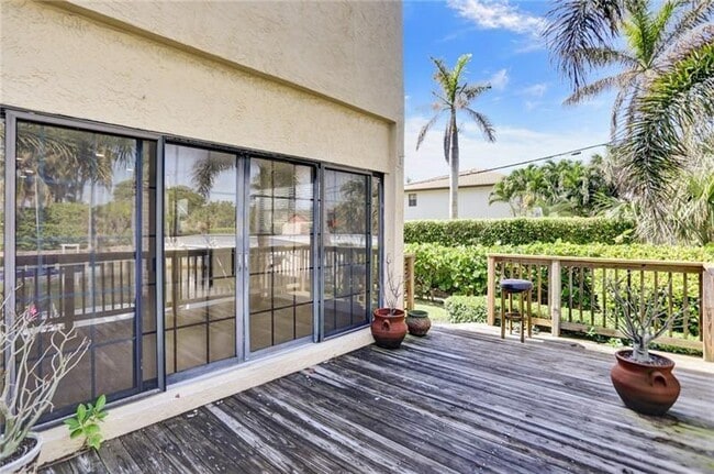 Building Photo - 4300 S Ocean Blvd