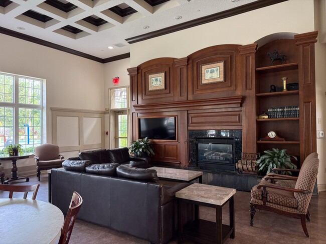 Building Photo - 2742 Birchcreek Dr