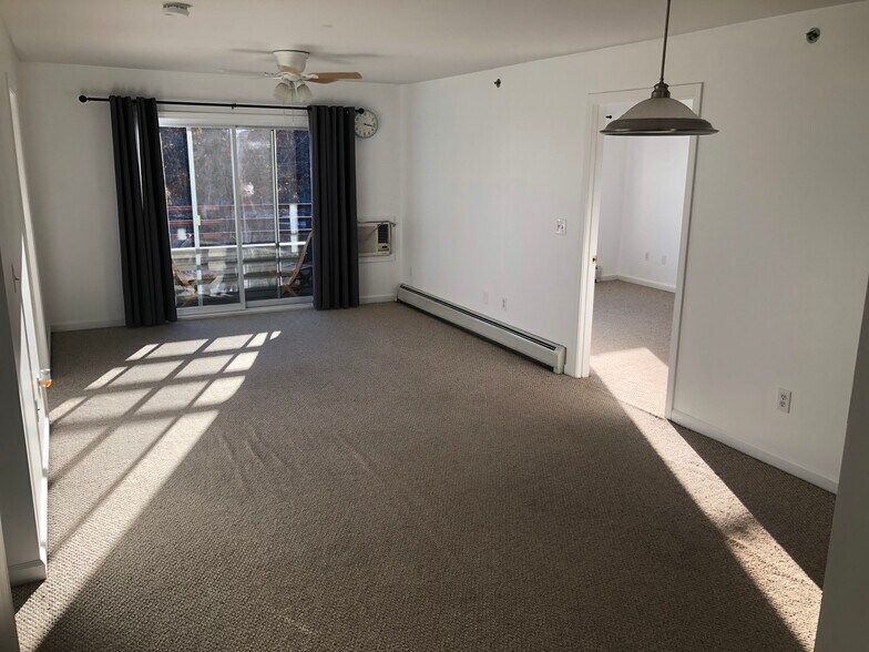 Building Photo - 305 Lime Kiln Rd