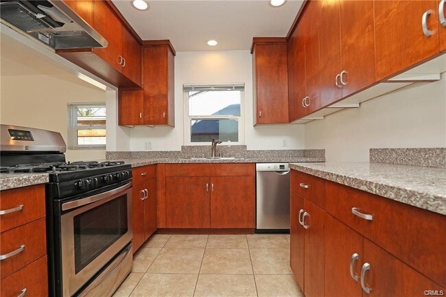 Building Photo - 6346 Goodland Ave