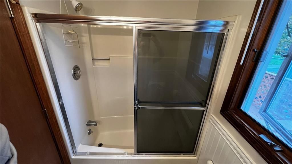 Building Photo - 189 Park Ave