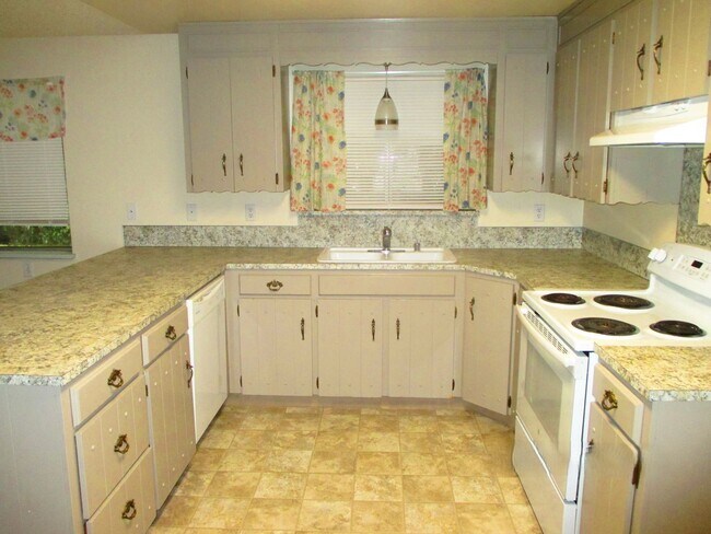 Building Photo - Beautiful 3 Bed 2 Bath home in South Hill Puyallup