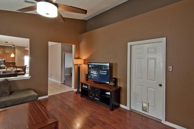 Building Photo - 10218 Berry Hill Ln