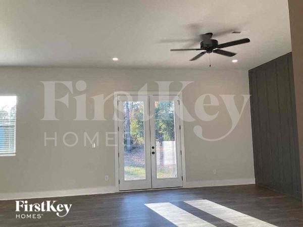 Building Photo - 11339 Tema Cir