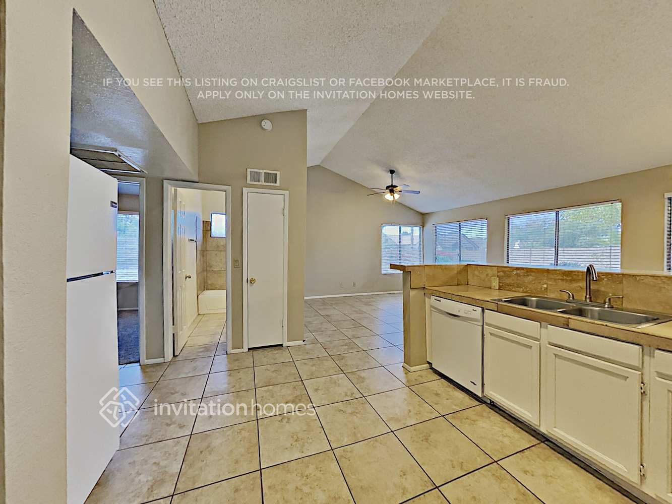Building Photo - 13020 N 55th Dr