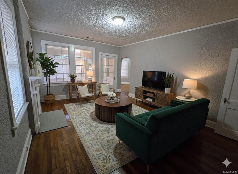 Building Photo - 3256 Montezuma Rd