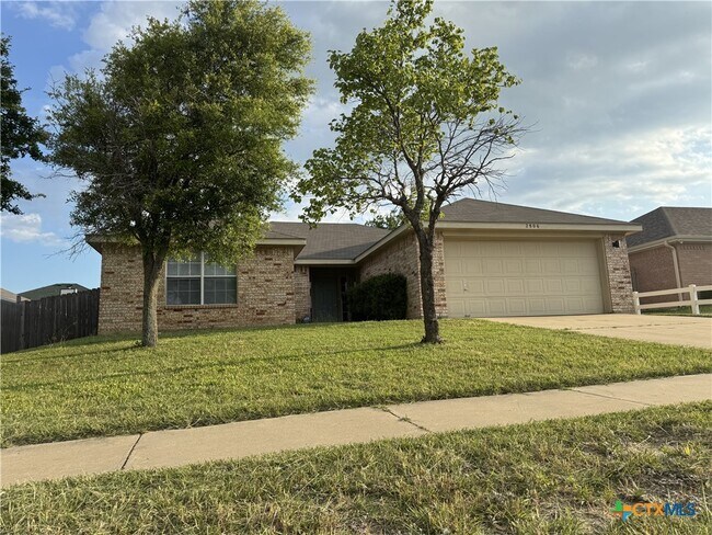 Primary Photo - 2806 Maria Dr