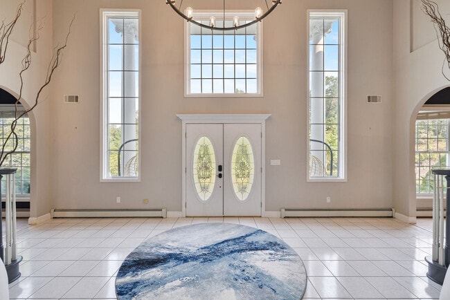 Building Photo - 321 Museum Village Rd