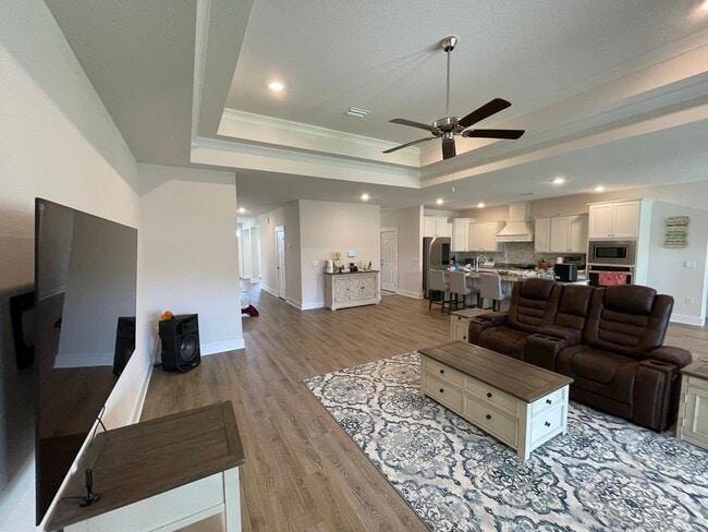 Building Photo - 3533 Sailfish Dr