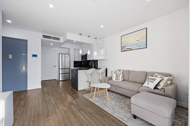 Building Photo - 2491 Ocean Ave