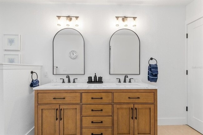 Building Photo - 1301 Appian Dr