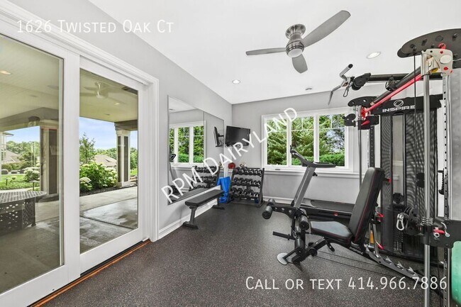 Building Photo - 1626 Twisted Oak Ct