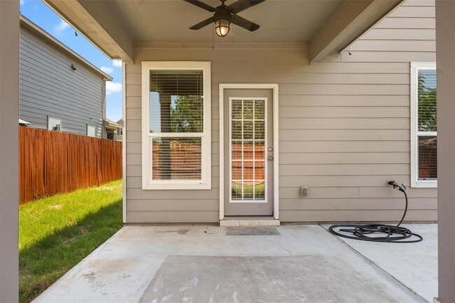 Building Photo - 256 Benmyrtle Trl