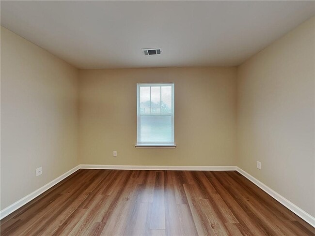 Building Photo - 513 Kirkland Dr