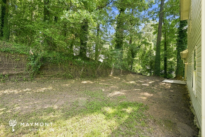 Building Photo - 219 Lakeview Dr