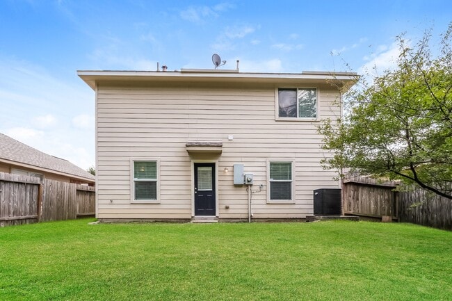 Building Photo - 2603 Cypress Island Dr