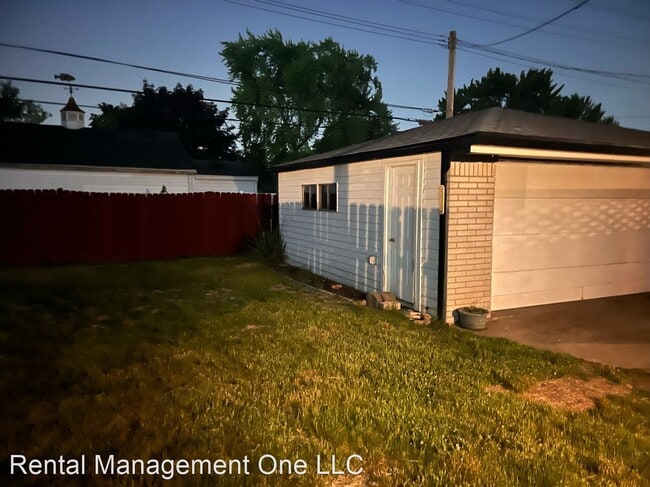 Building Photo - 3 br, 1 bath House - 22269 Champaign