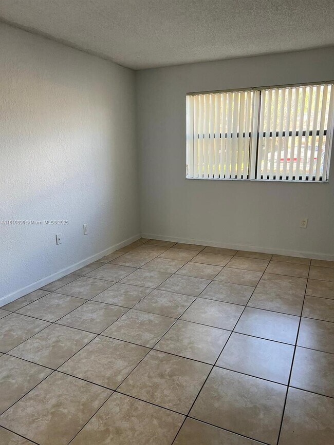 Building Photo - 15600 SW 80th St