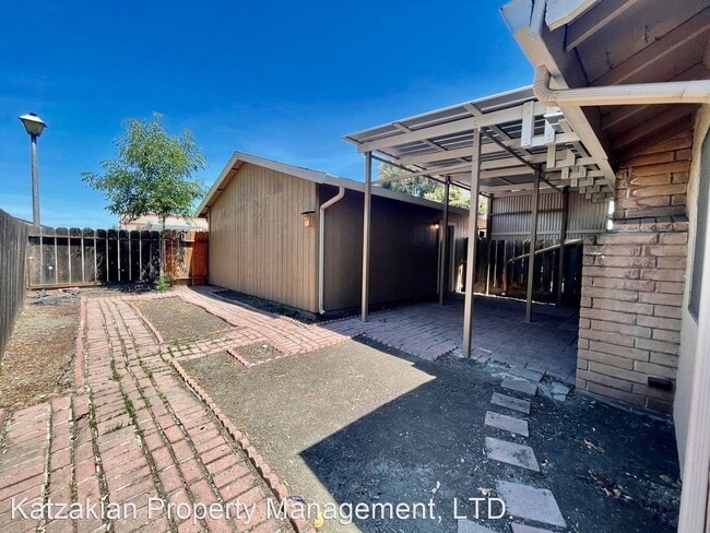 Building Photo - 2 br, 1 bath House - 7248 Tristan Circle