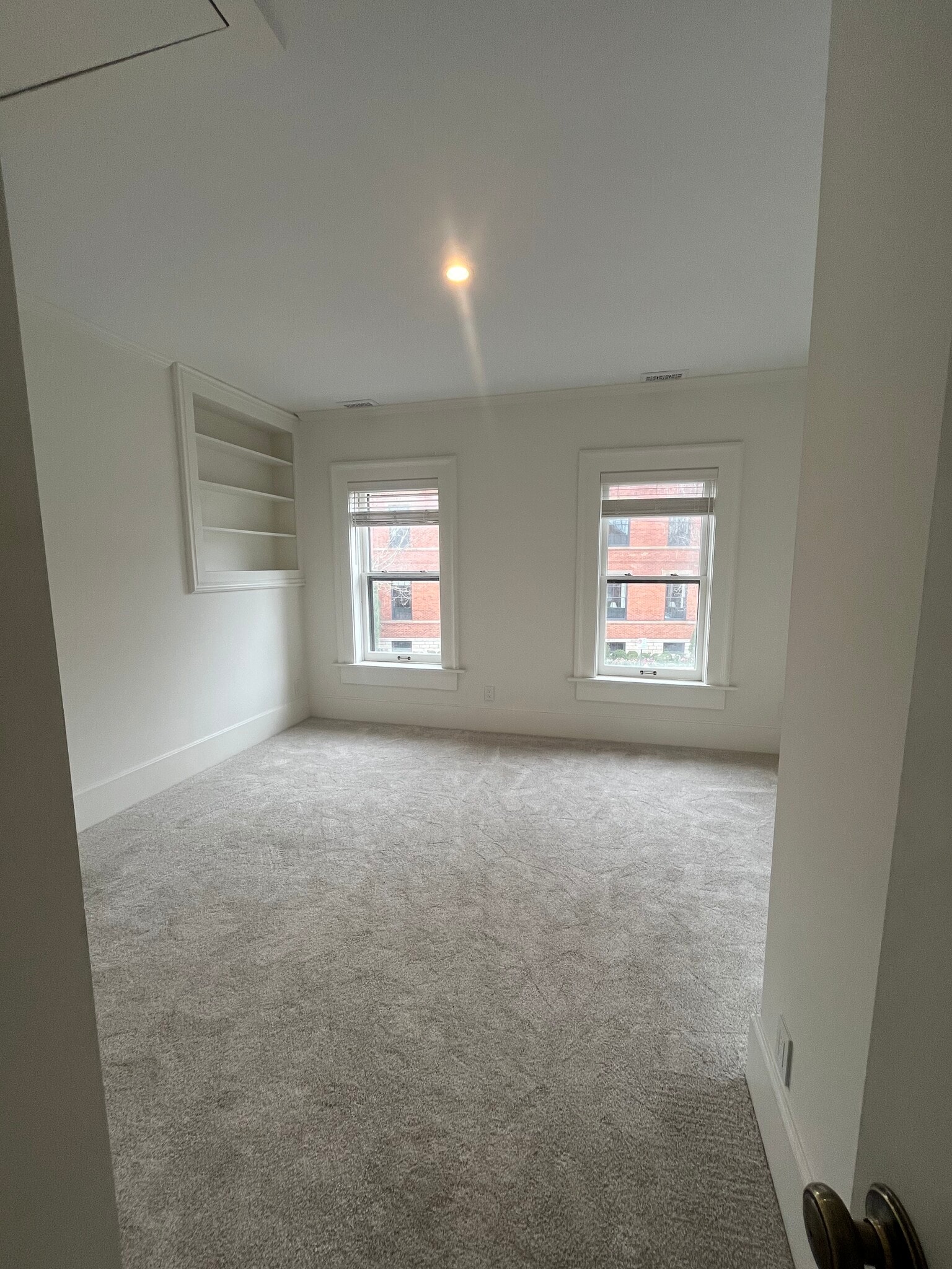 Building Photo - 676 Mohawk St,