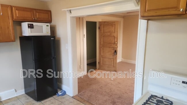 Building Photo - 5440 Frederick Ave