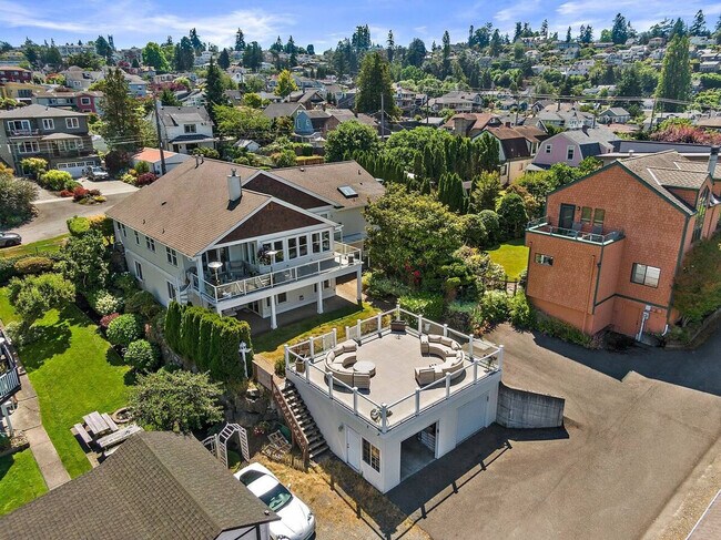 Building Photo - 2615 N Starr St