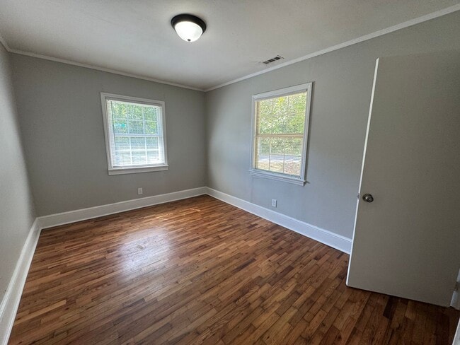Building Photo - 3/1 House in West Rome $1,195