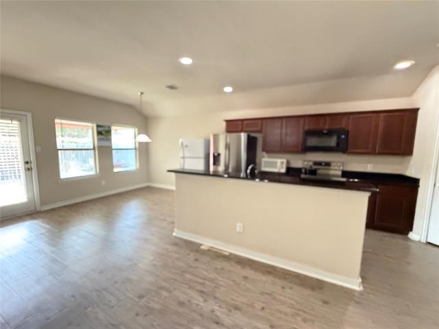 Building Photo - 2837 Mesquite Rd