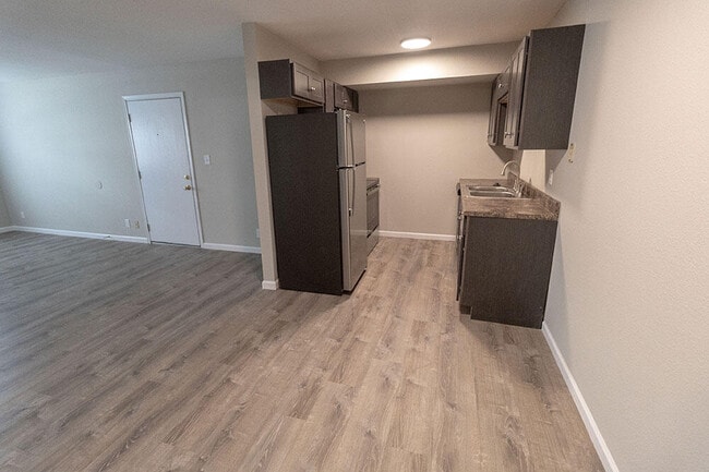 Building Photo - 3408 Balboa Ln