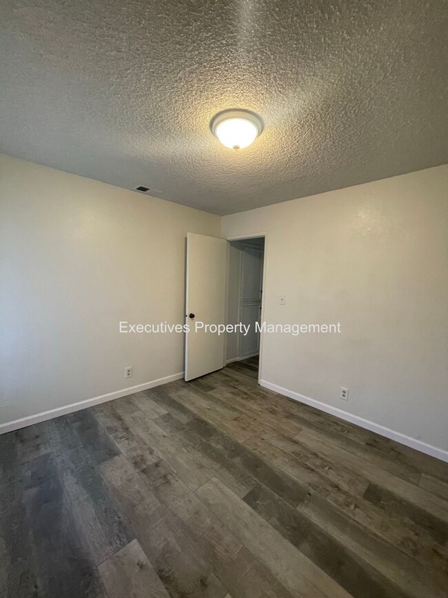 Building Photo - House for Rent|668 Sonora Ave., Merced