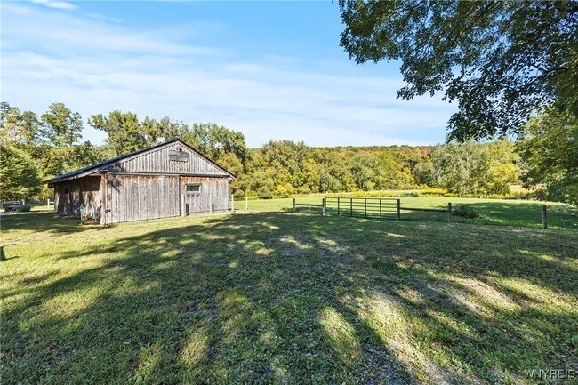 Building Photo - 5445 E Creek Rd