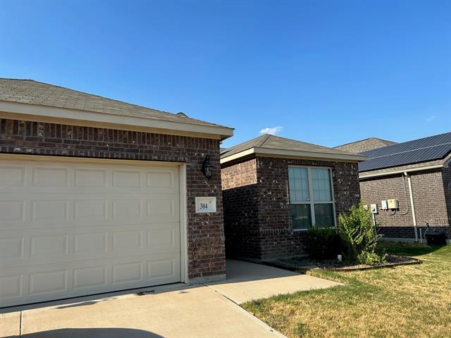 Building Photo - 304 Lead Creek Dr